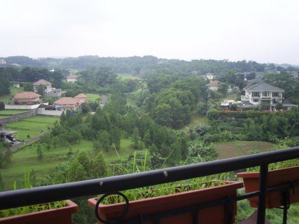 Green Wattana Hotel Sentul Bogor Eksteriør billede