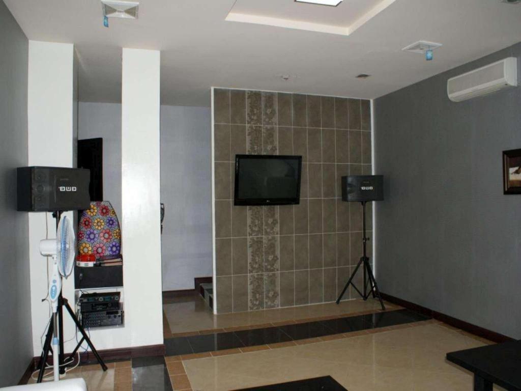 Green Wattana Hotel Sentul Bogor Eksteriør billede