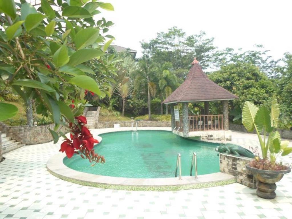Green Wattana Hotel Sentul Bogor Eksteriør billede
