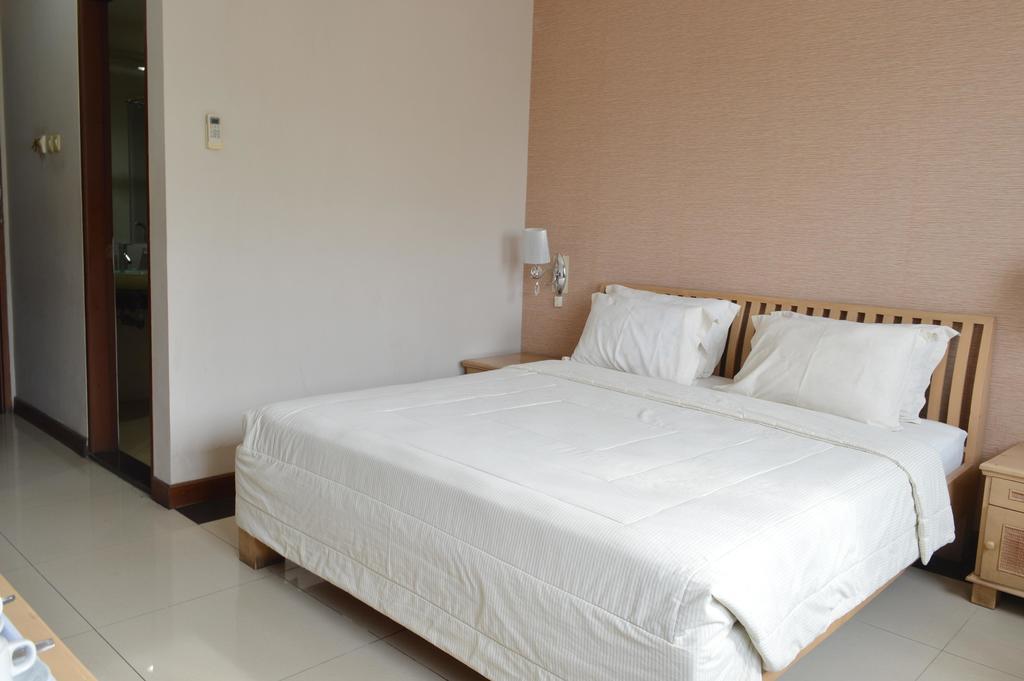 Green Wattana Hotel Sentul Bogor Eksteriør billede