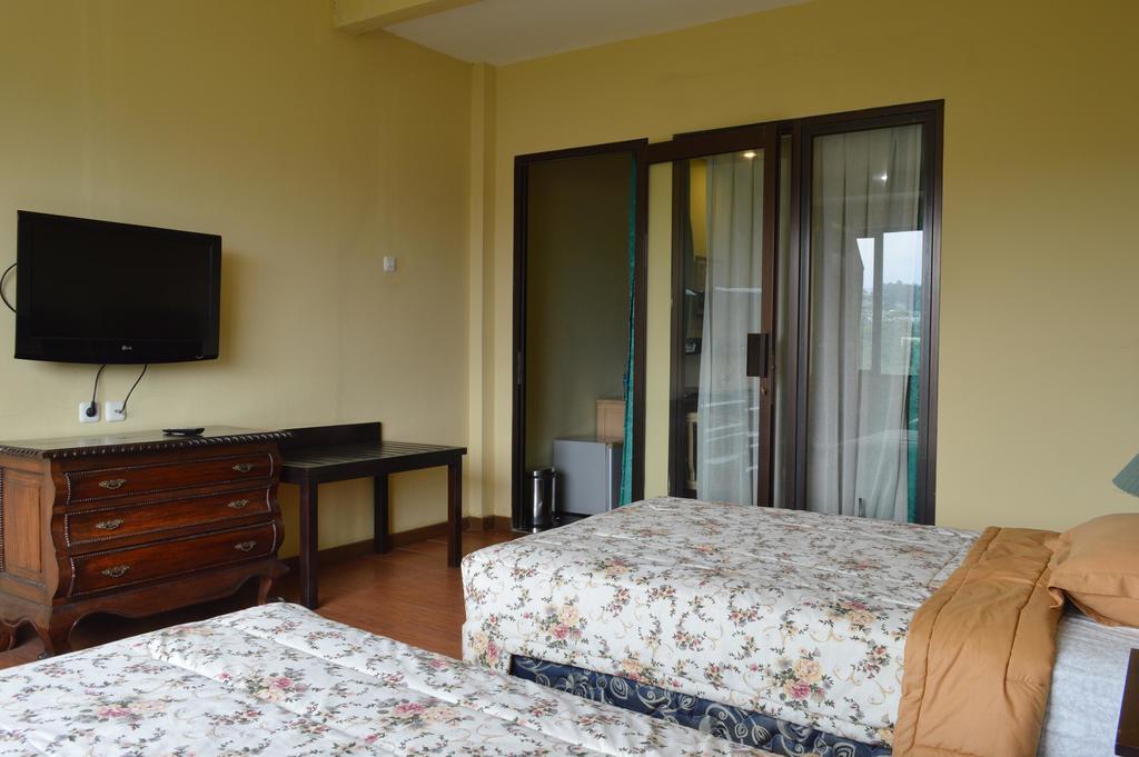 Green Wattana Hotel Sentul Bogor Eksteriør billede