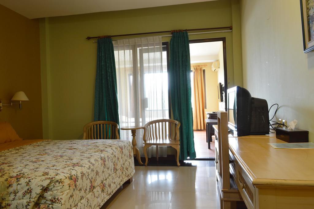 Green Wattana Hotel Sentul Bogor Eksteriør billede