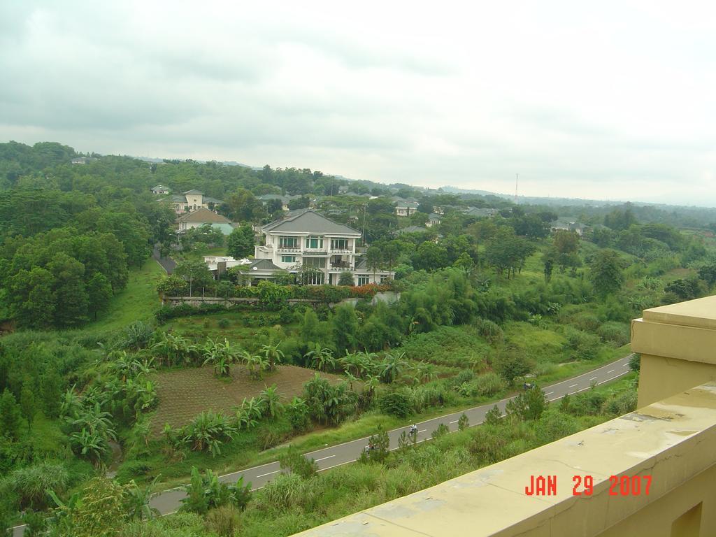 Green Wattana Hotel Sentul Bogor Eksteriør billede
