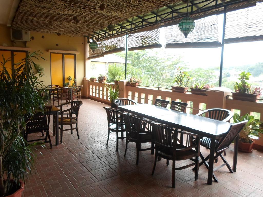 Green Wattana Hotel Sentul Bogor Eksteriør billede