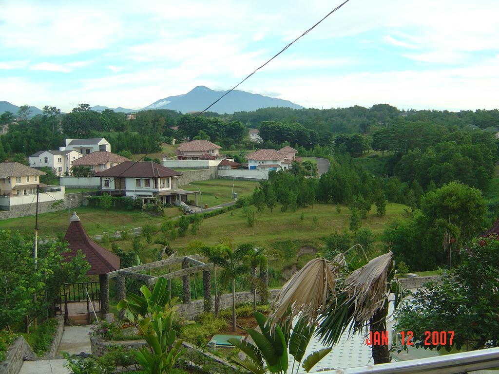 Green Wattana Hotel Sentul Bogor Eksteriør billede