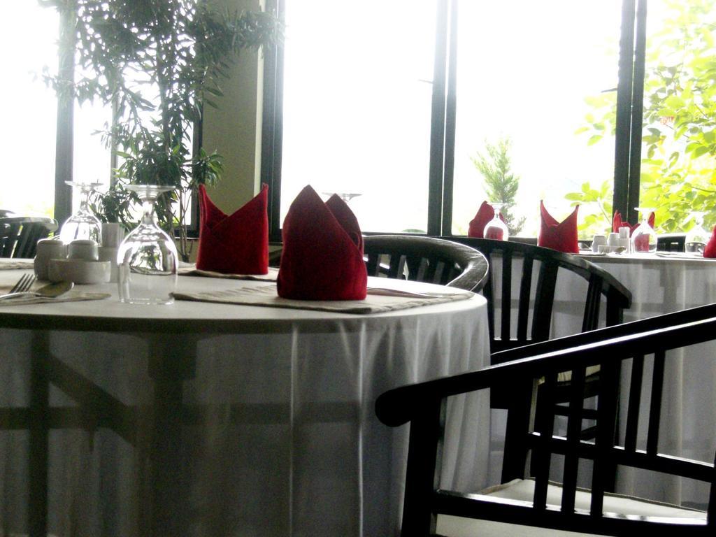 Green Wattana Hotel Sentul Bogor Eksteriør billede