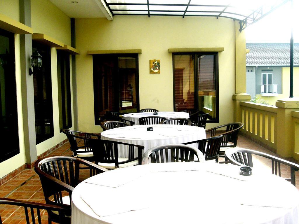 Green Wattana Hotel Sentul Bogor Eksteriør billede