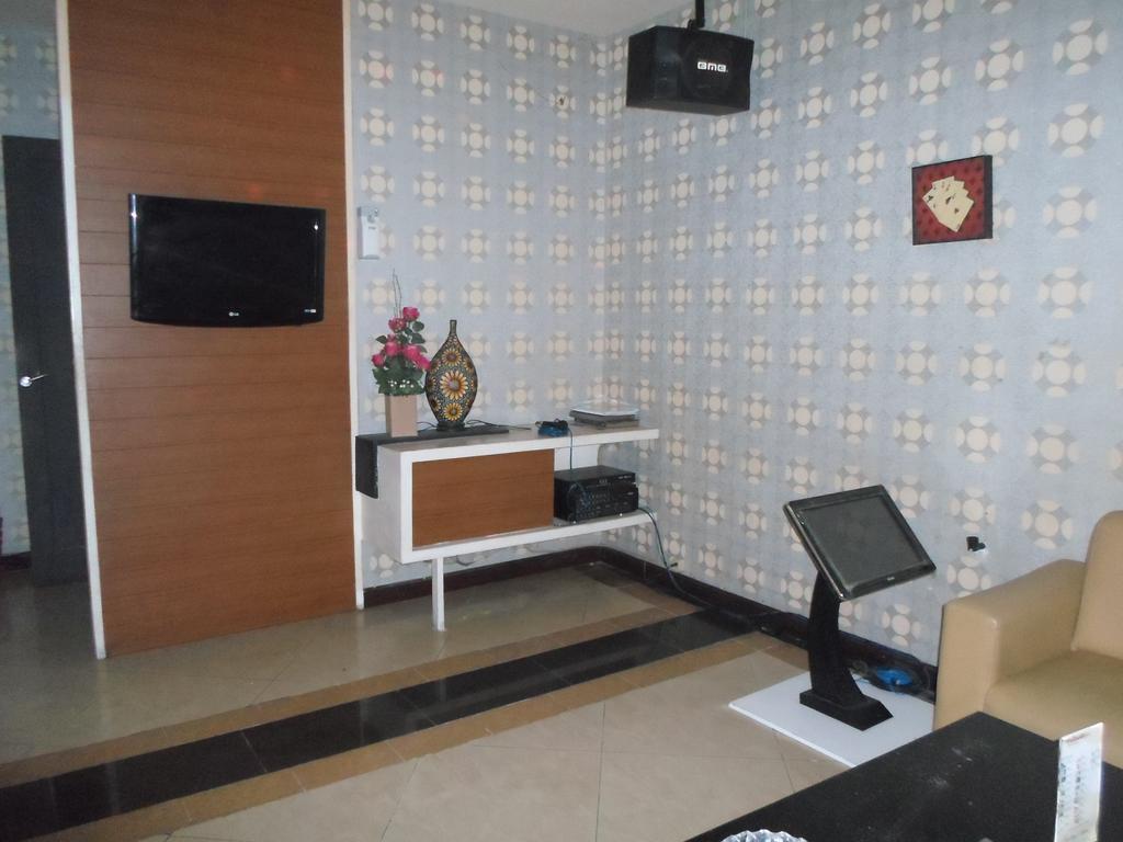 Green Wattana Hotel Sentul Bogor Eksteriør billede